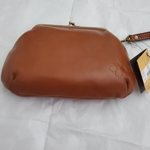 NWT Patricia Nash Leather Wristlet. - Picture 3 of 16